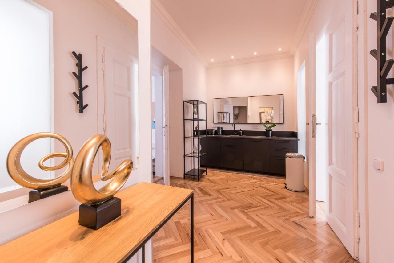 New Design Apt - Central Location Wenceslas Square Πράγα Εξωτερικό φωτογραφία