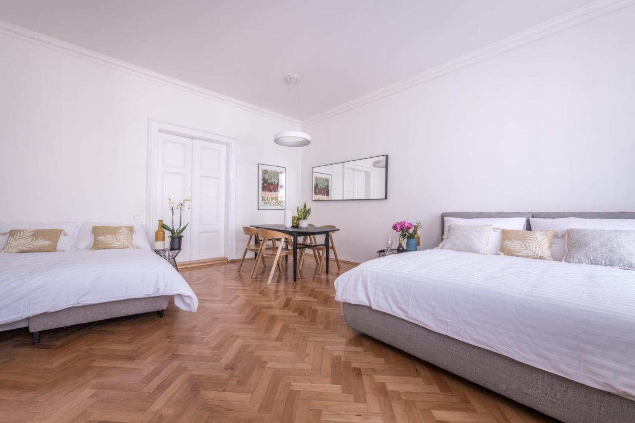 New Design Apt - Central Location Wenceslas Square Πράγα Εξωτερικό φωτογραφία