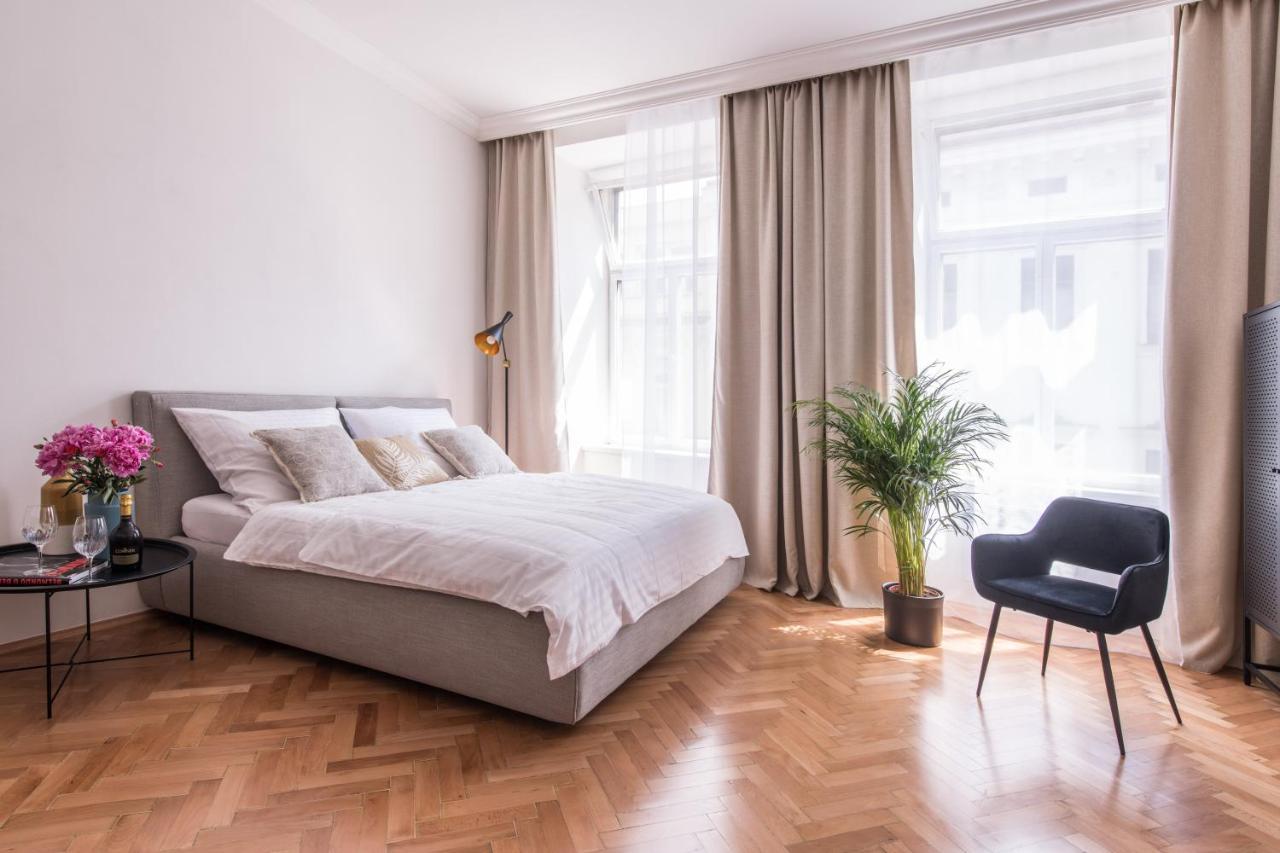 New Design Apt - Central Location Wenceslas Square Πράγα Εξωτερικό φωτογραφία