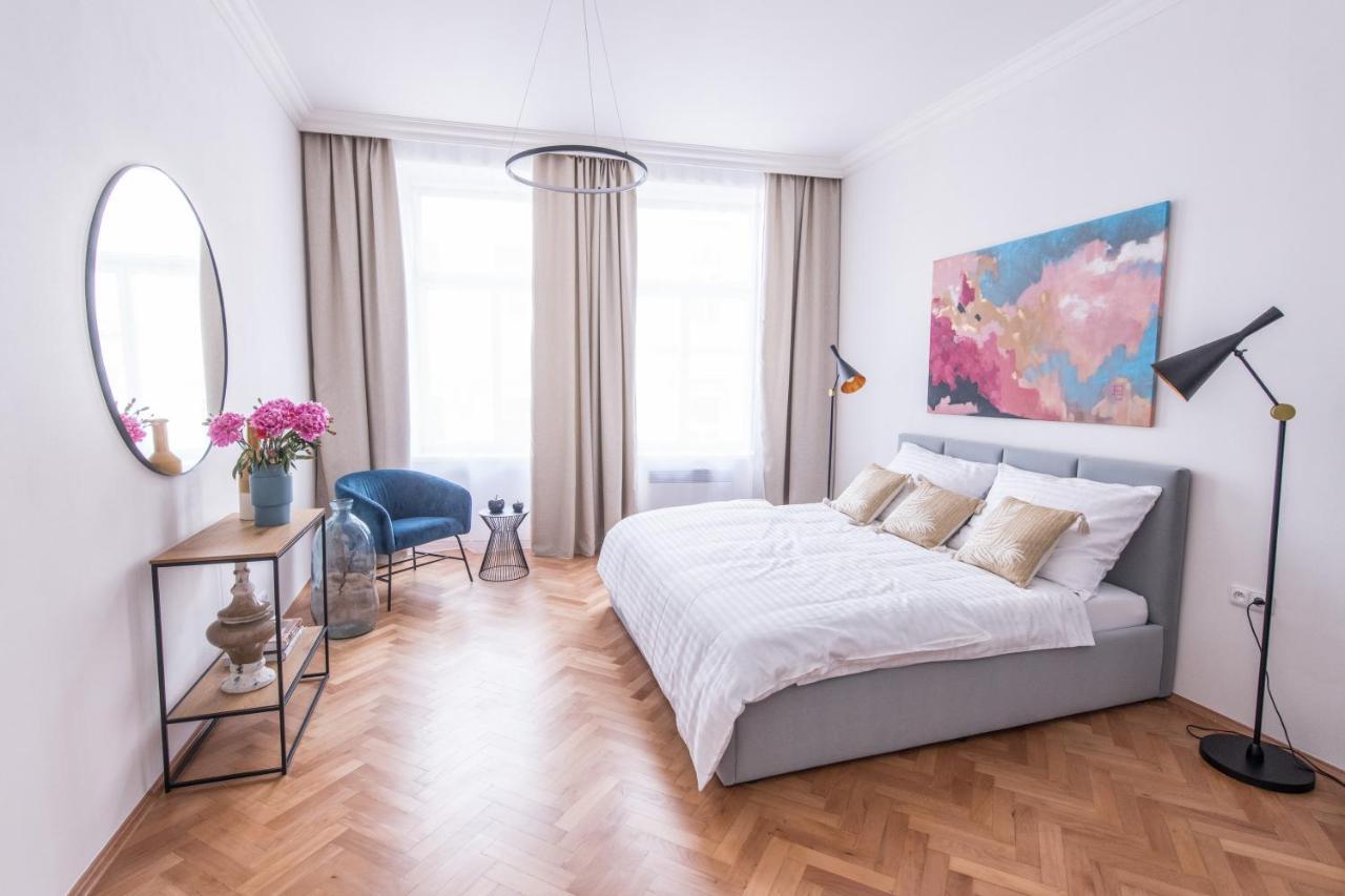 New Design Apt - Central Location Wenceslas Square Πράγα Εξωτερικό φωτογραφία